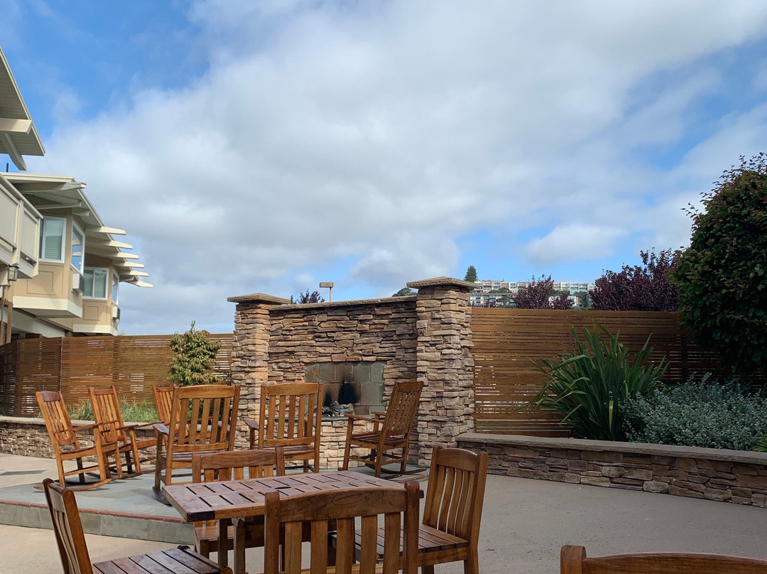 蒂布龙小屋酒店主图