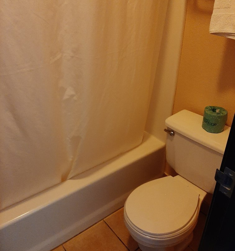 Super 8 by Wyndham Blair主图