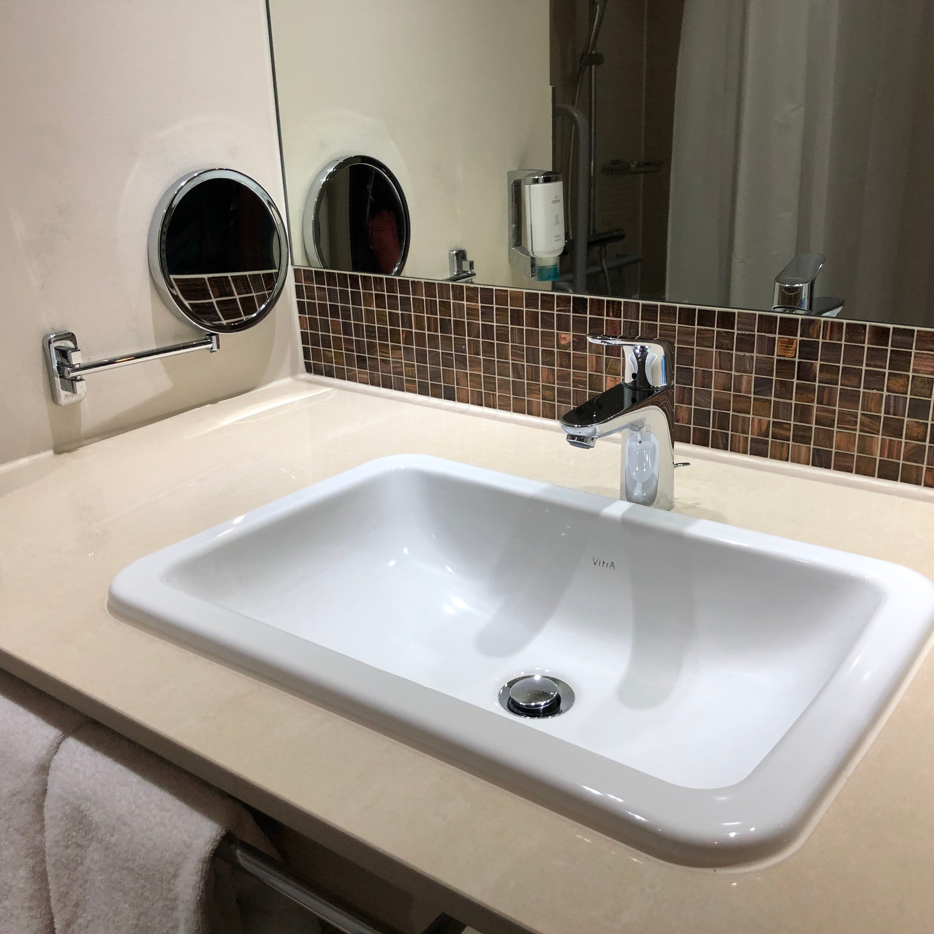 Dorint Airport Hotel Zurich-浴室