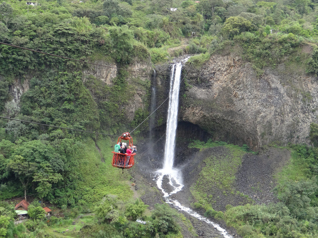 Cascada el Manto de la Novia景点图片