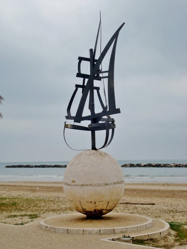 Monumento alla Vela-Grottammare必去景点