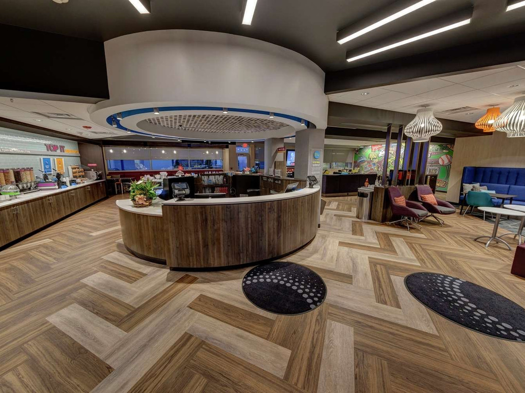 乔治敦希尔顿Tru酒店主图