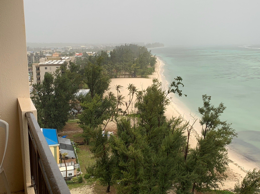 塞班宝瓶海滩酒店主图