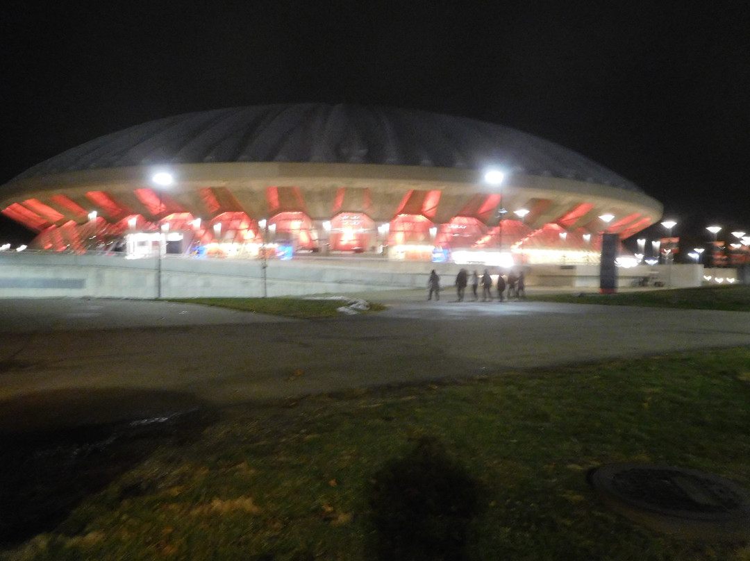 State Farm Center-尚贝恩必去景点