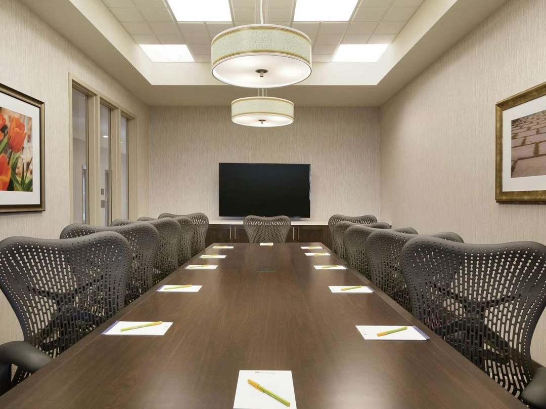 Hilton Garden Inn Pittsburgh Airport South-Robinson Mall主图