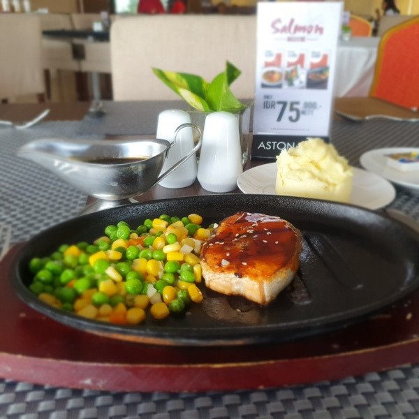 Aston Madiun Hotel & Conference Center-餐饮