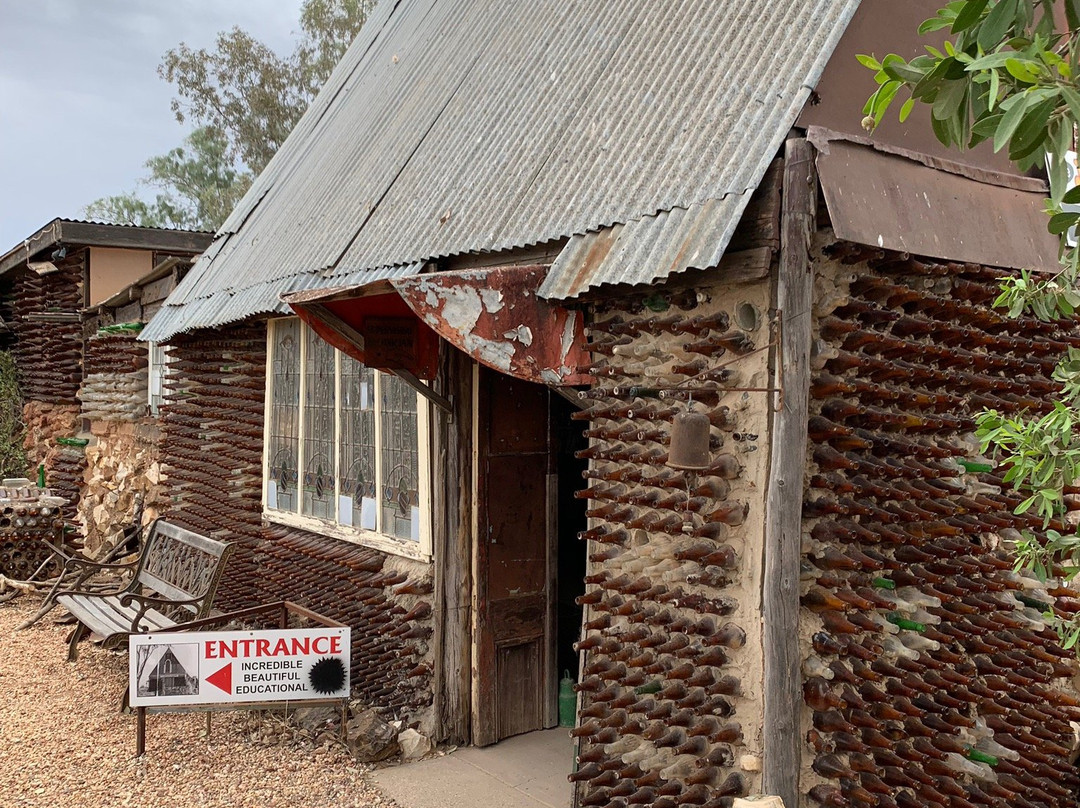 The Bottle House Mining Museum-Lightning Ridge必去景点