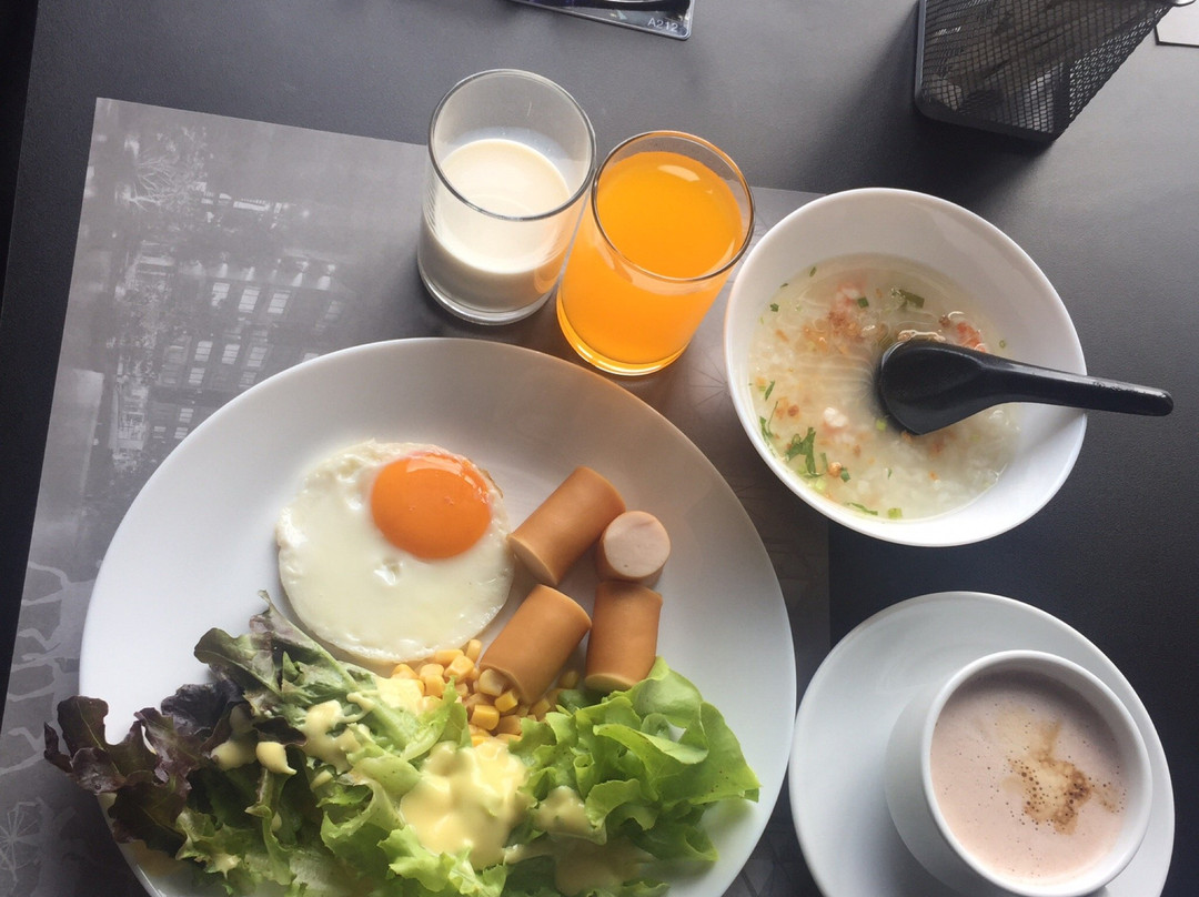TR Rock Hill Hotel主图