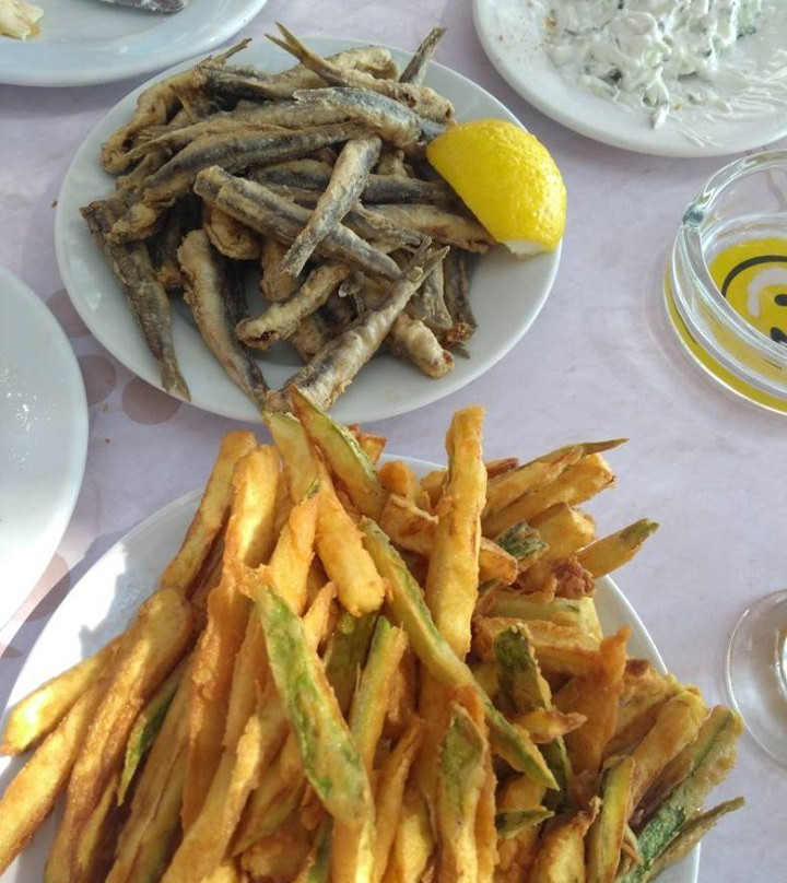 Chandras餐馆和美食-Green Beach Taverna