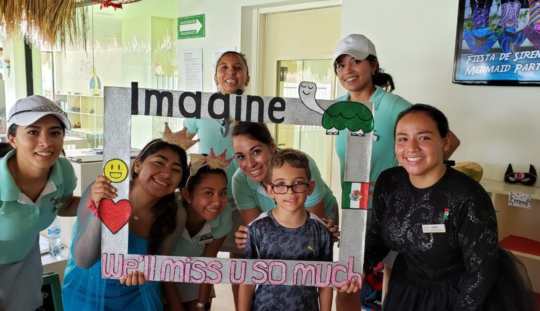 普拉亚穆吉莱斯酒店主图