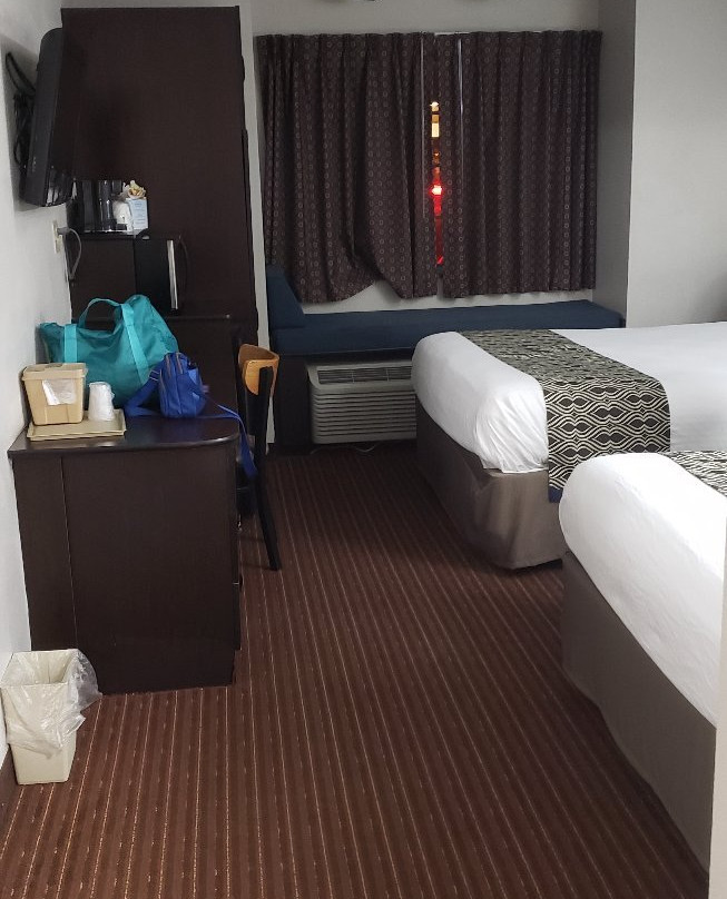 Microtel Inn & Suites by Wyndham Bowling Green主图