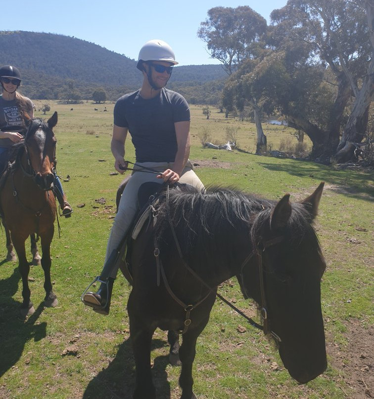 Thredbo Valley Horse Riding-Crackenback必去景点