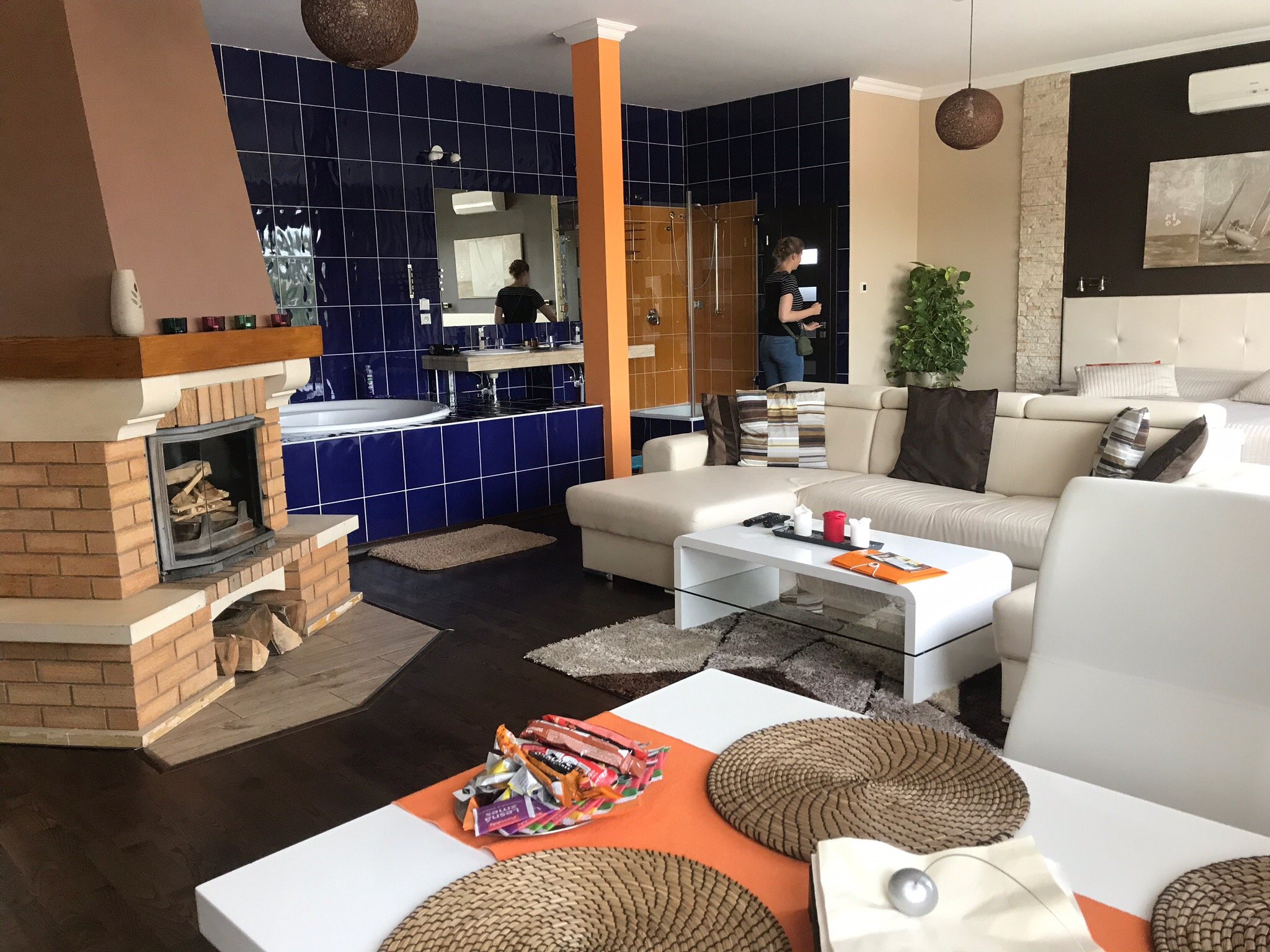 Angel's Apartment-官方