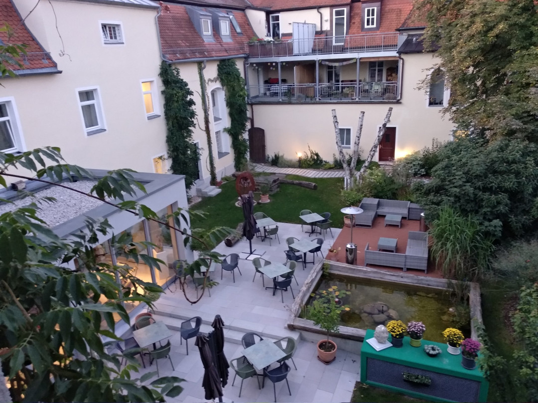 Green Spirit Hotel主图