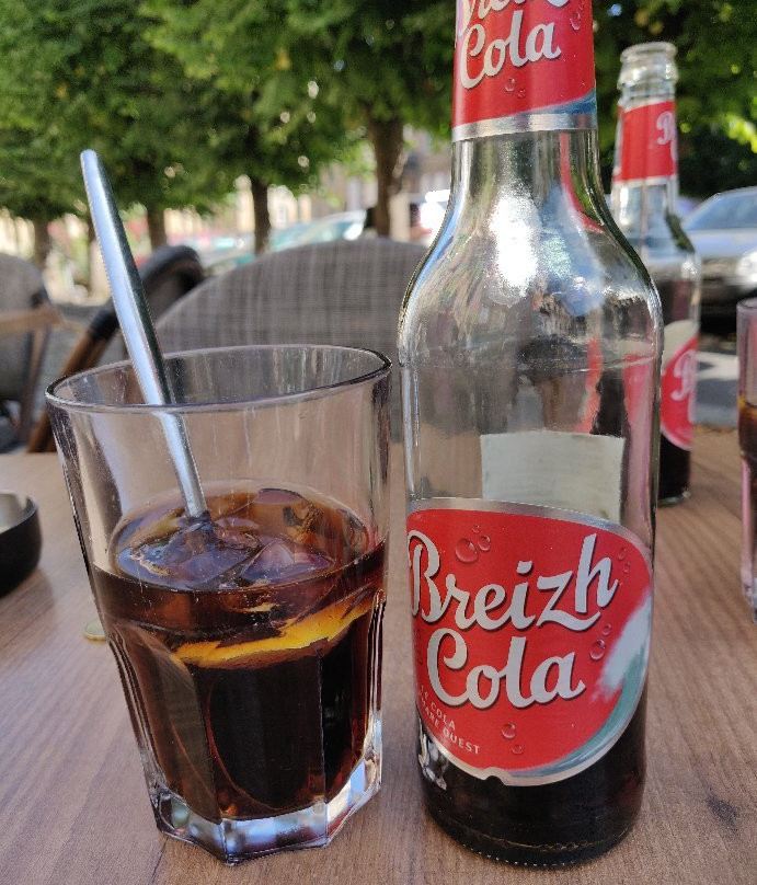 Lanvallay酒店住宿-圣苏维尔老酒店