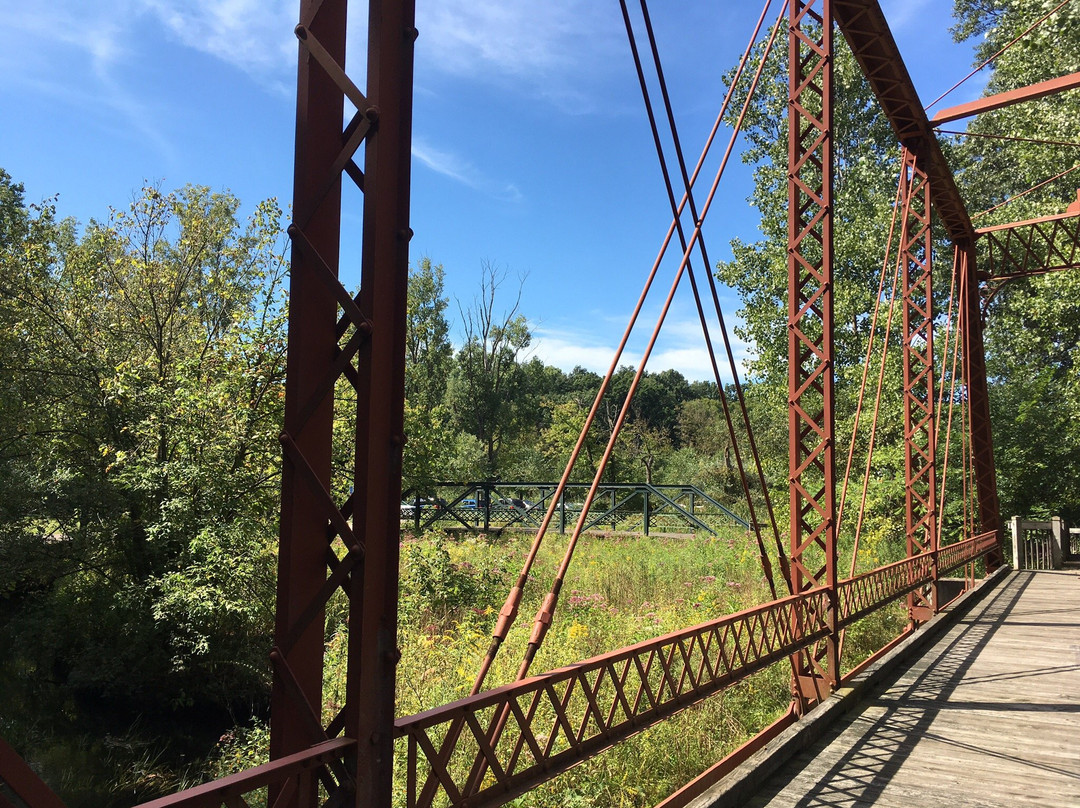 Historic Bridge Park景点图片