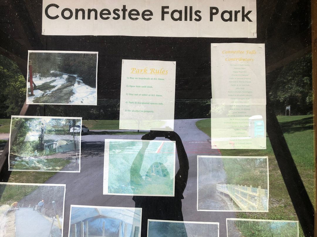 Connestee Falls景点图片