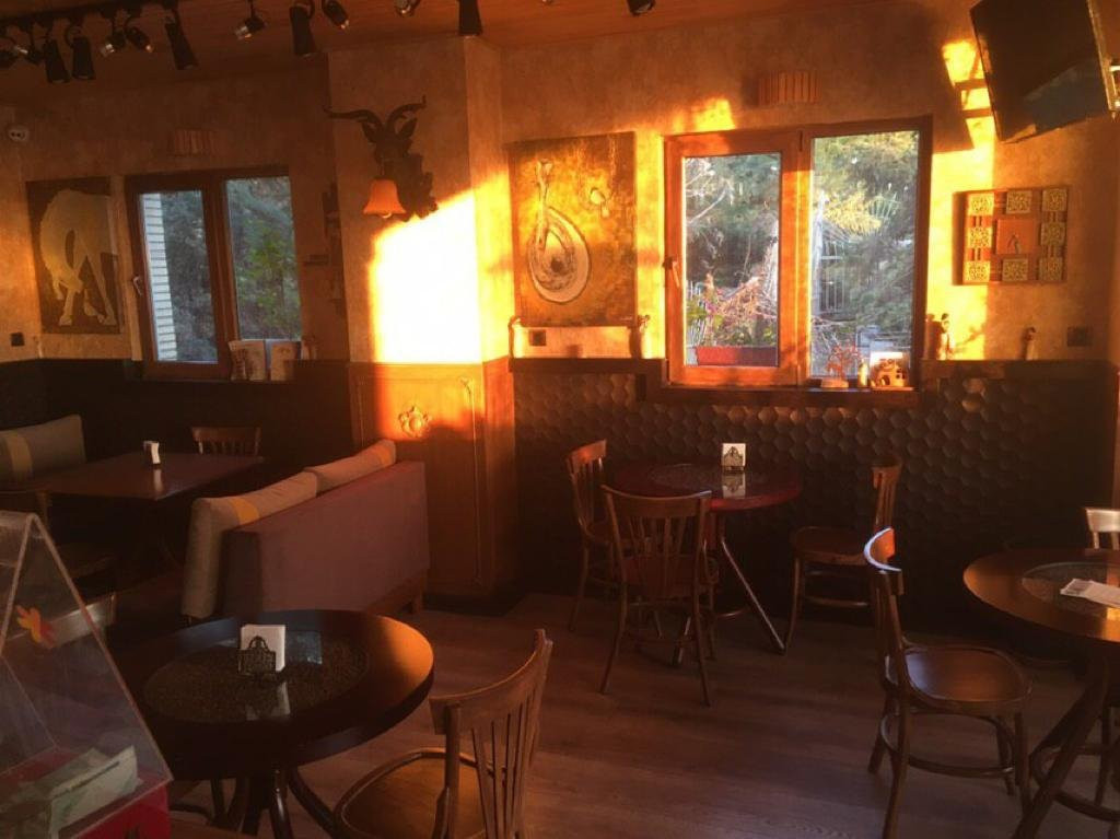 Deer Cafe
