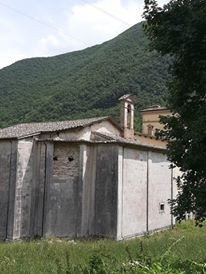 Santuario di Santa Maria in Caspriano-Pieve Torina必去景点