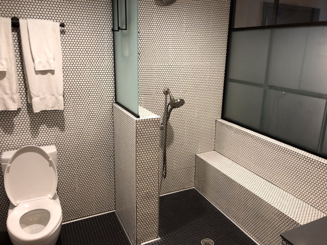 Found:Re Phoenix主图