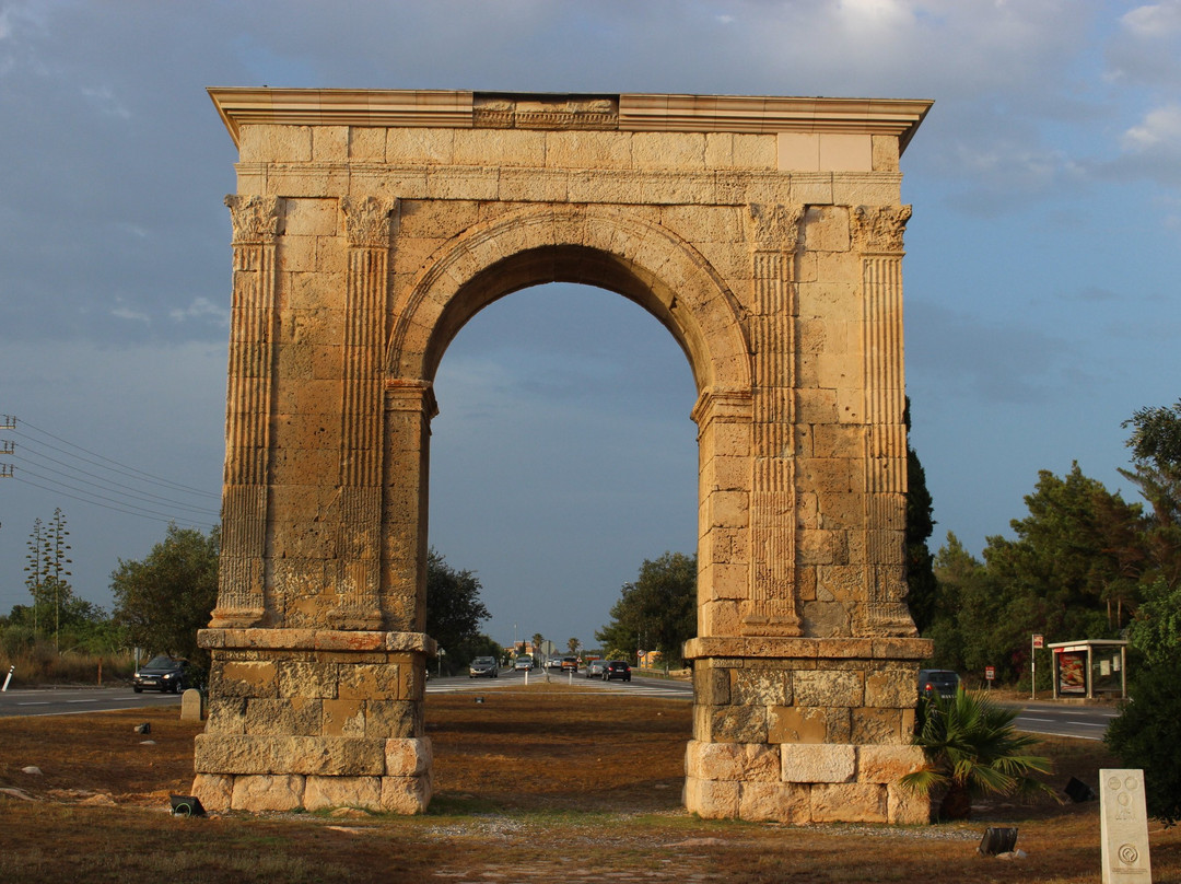 Arco de Triunfo de Bara景点图片