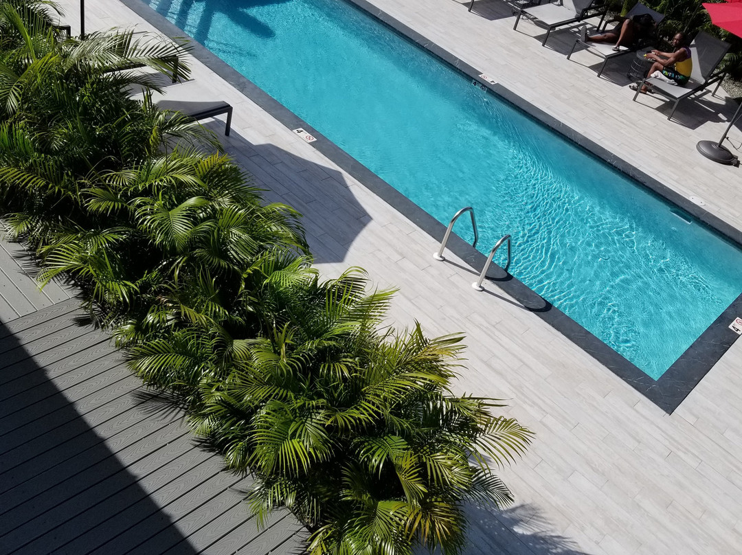 The Locale Hotel Grand Cayman主图