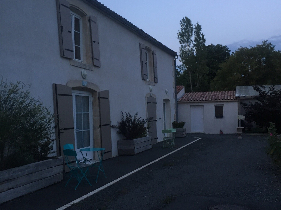 Le Soleil et les Etoiles主图