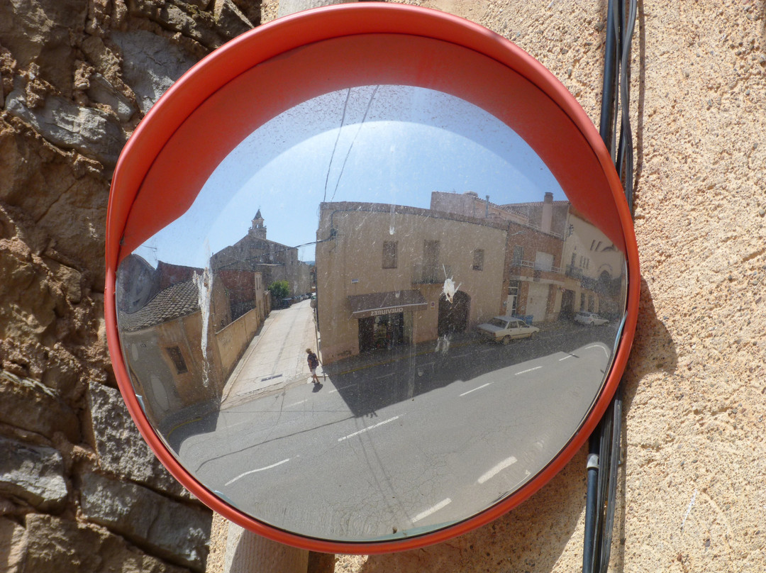 Esglesia Sant Salvador-Pira必去景点