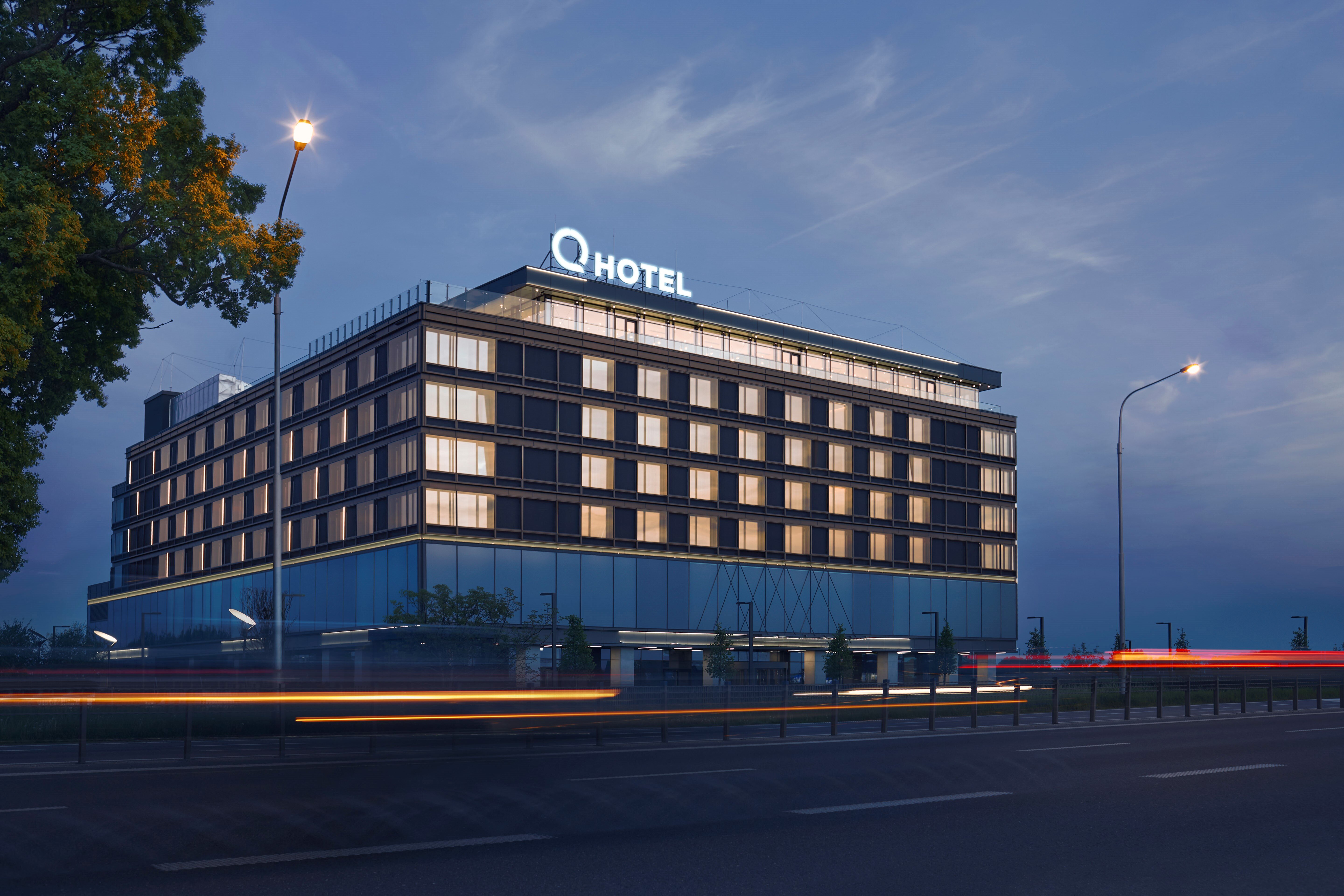 Q Hotel Plus Wroclaw Bielany-浴室