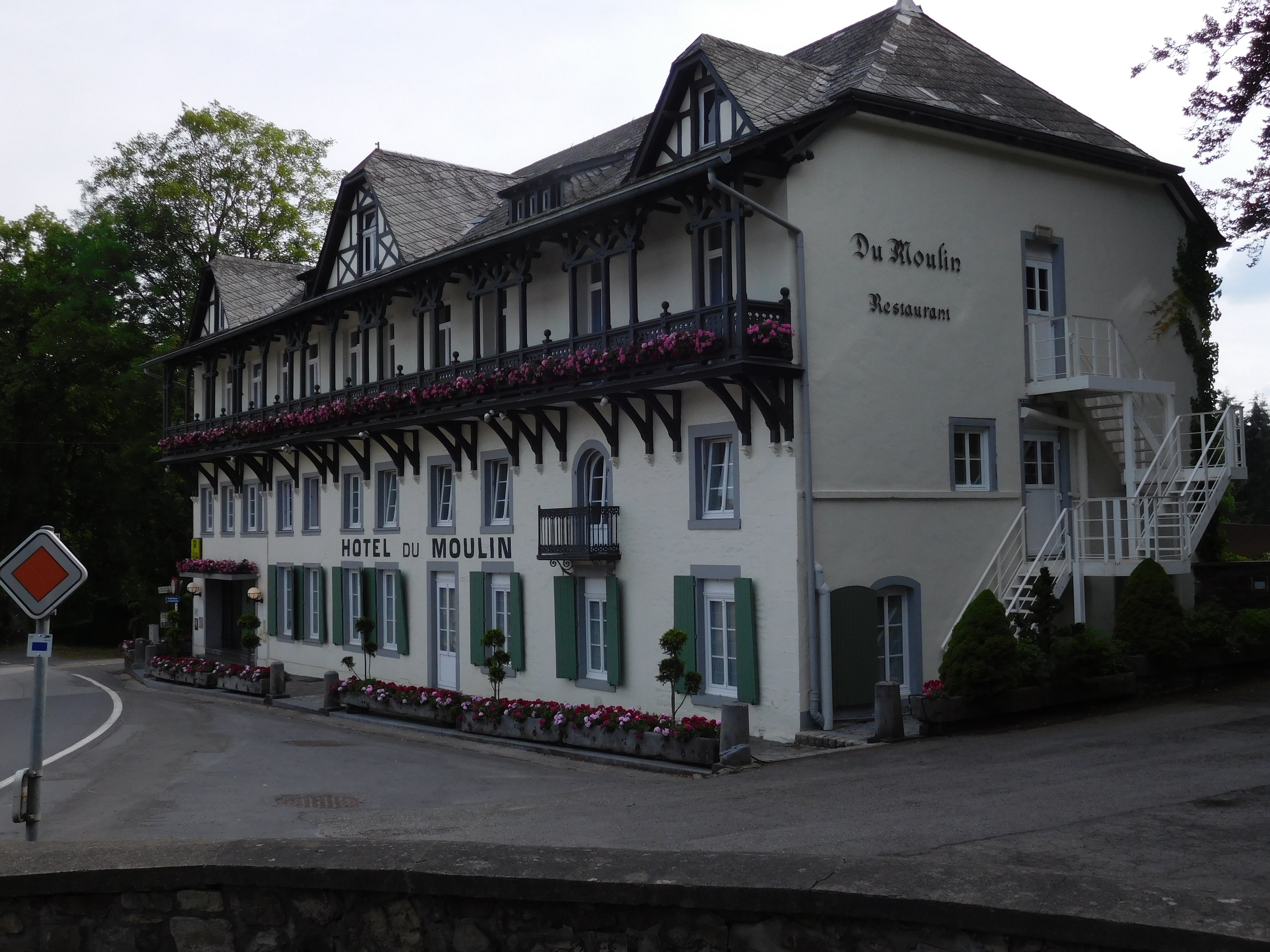Hotel Du Moulin-浴室