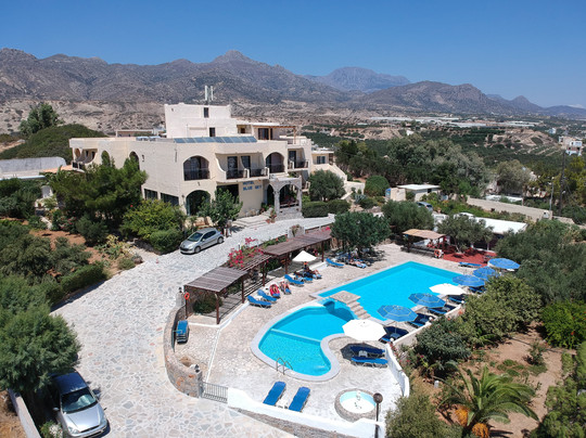 Blue Sky Hotel主图