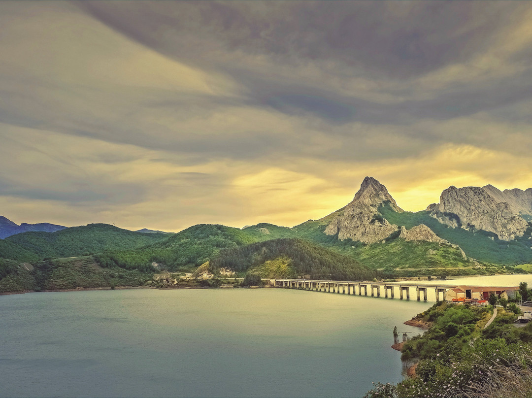 Hotel Tierra De La Reina主图