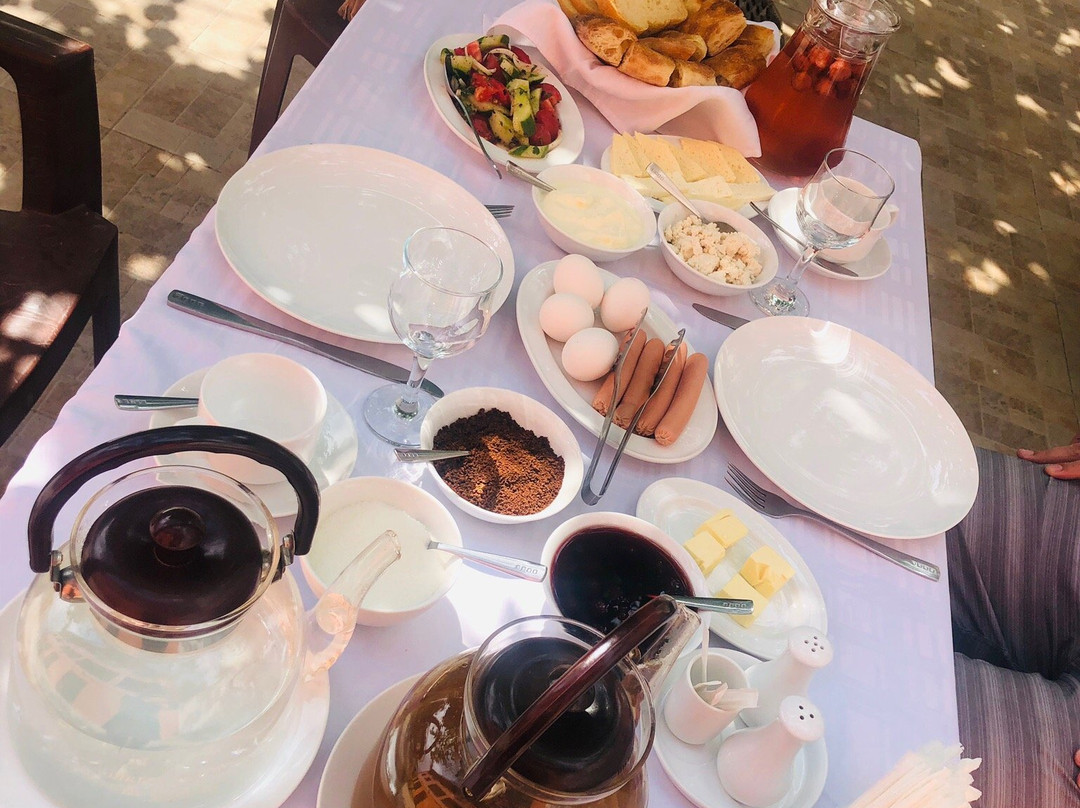 Ariana Family Hotel主图