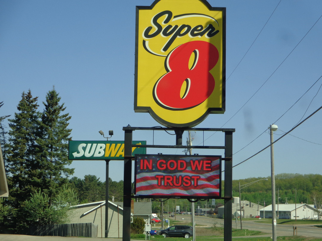 Super 8 by Wyndham Iron Mountain主图