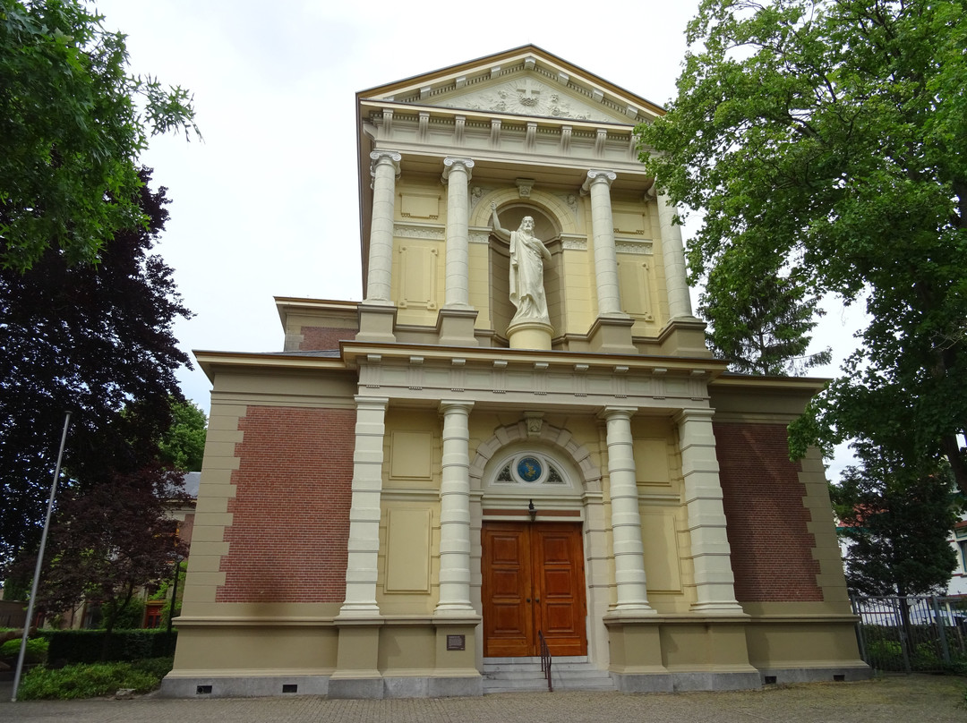 Oud-Katholieke St. Vituskerk景点图片