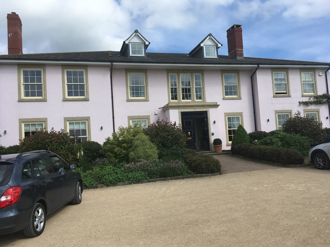 Nyland Manor & The Stables主图