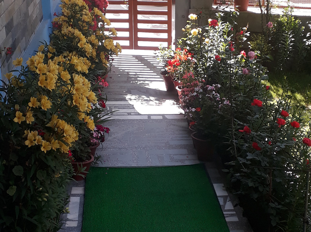 斯利摩哥花园酒店主图