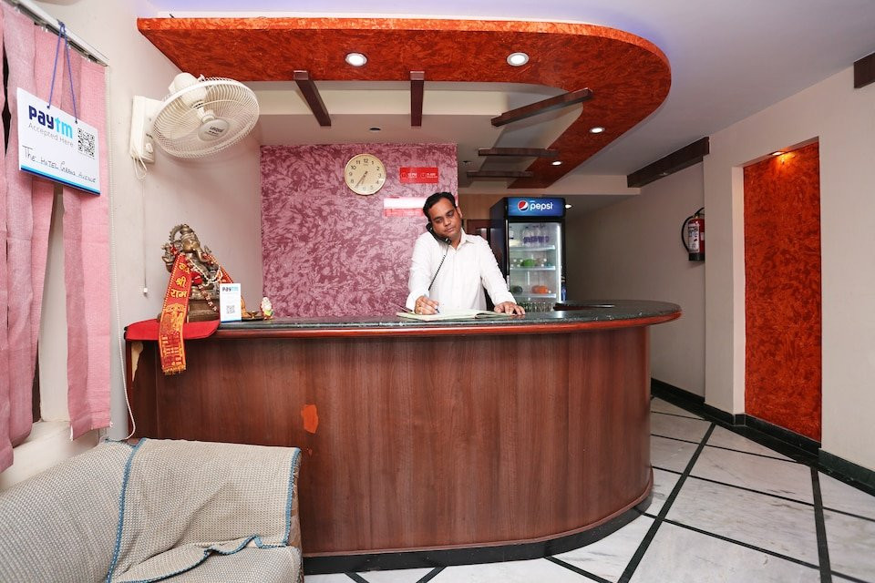 OYO 15398 The Grand Avenue Hotel主图