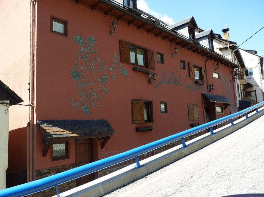 科洛梅尔斯酒店主图