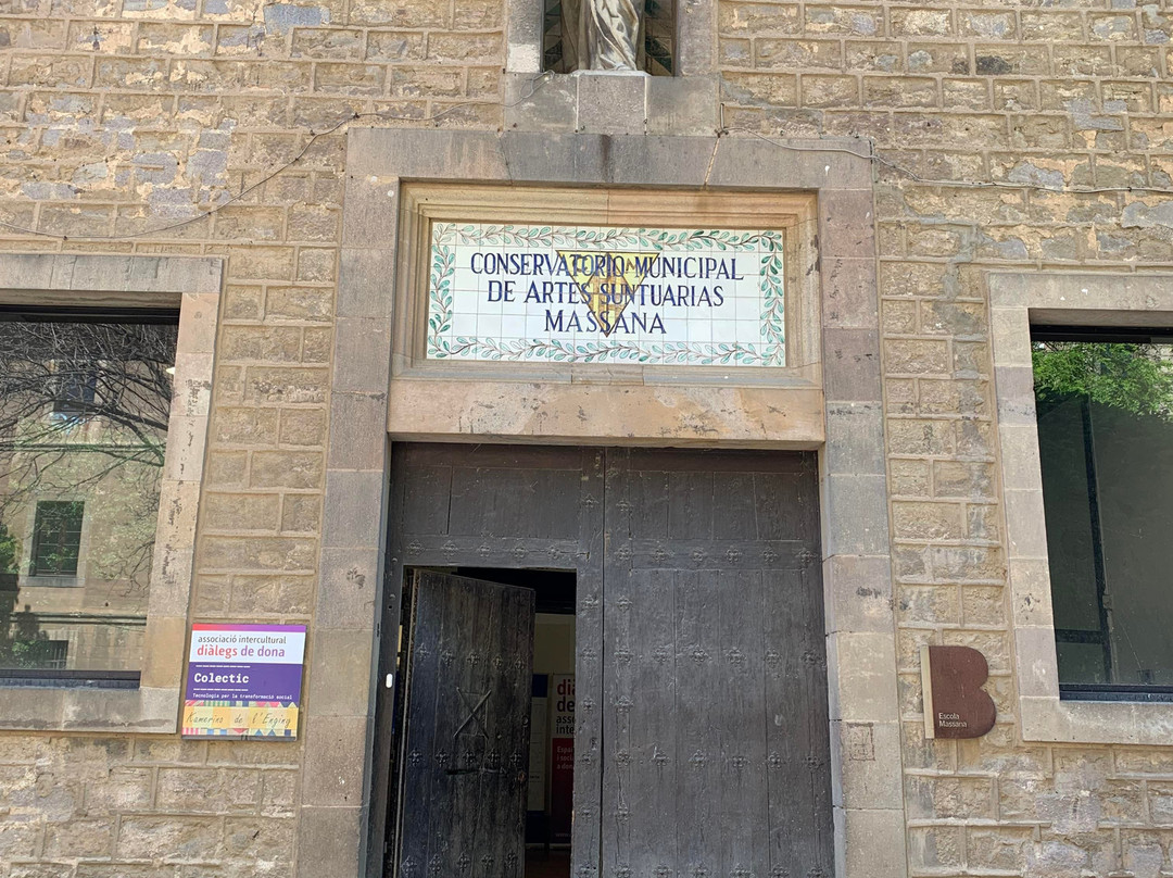 Antic Hospital de la Santa Creu景点图片