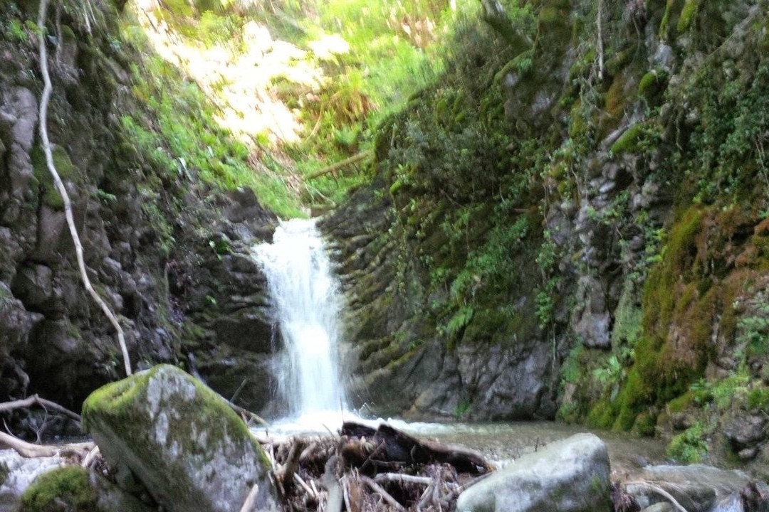 Piccola Cascata del Diavolo-Laveno-Mombello必去景点