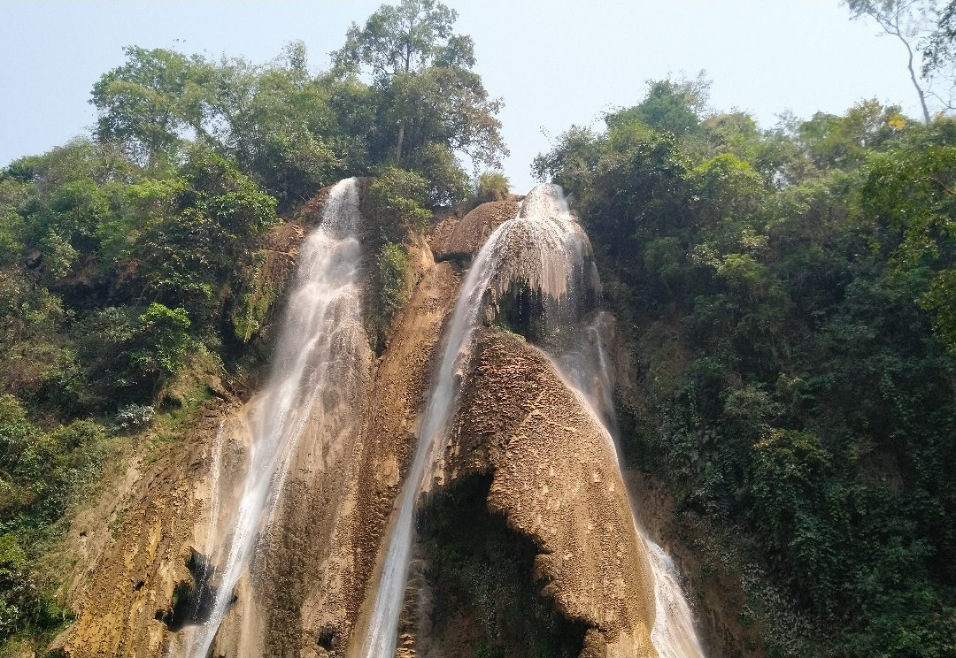 Dat Taw Gyaint Waterfall Resort主图