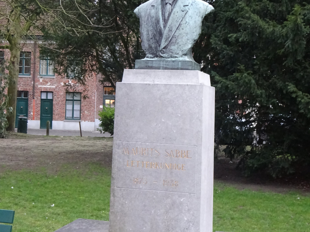 Maurits Sabbe Monument-布鲁日必去景点