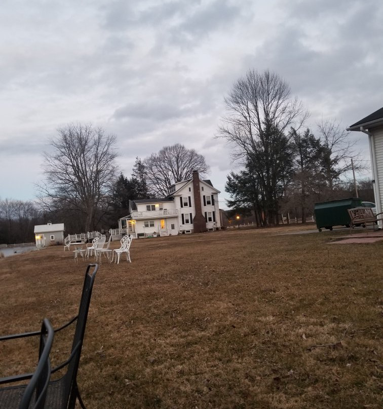 Stone Lake Inn主图