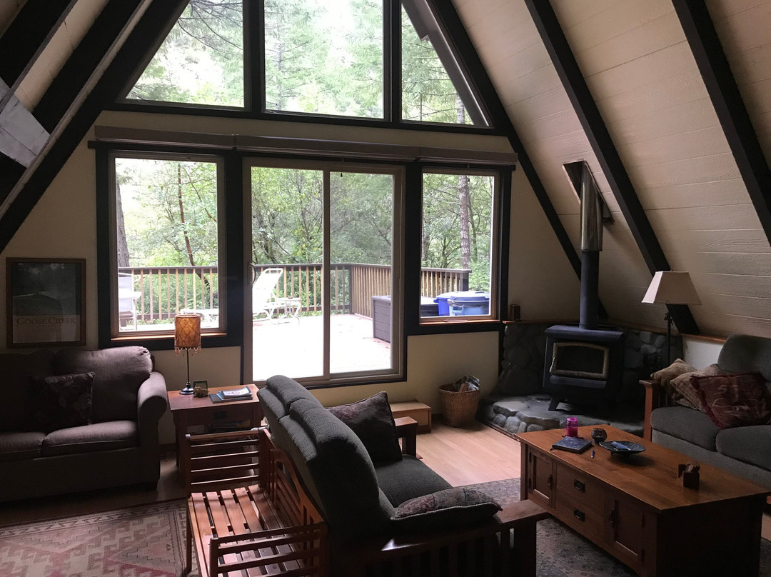 Jade River Lodge主图