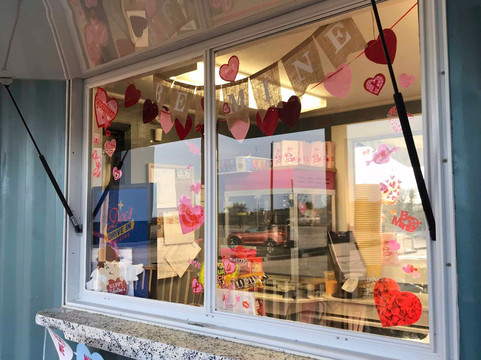 Doc's Drive In Theatre-Buda必去景点