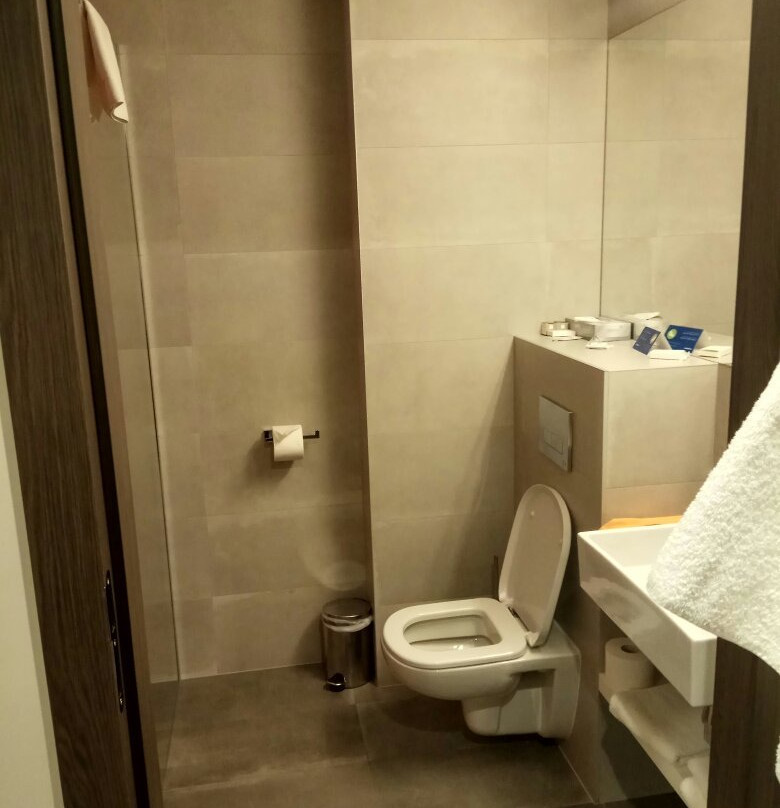 Q Hotel Plus Katowice主图