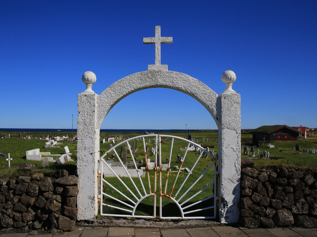 Hvalsneskirkja-Sandgerdi必去景点