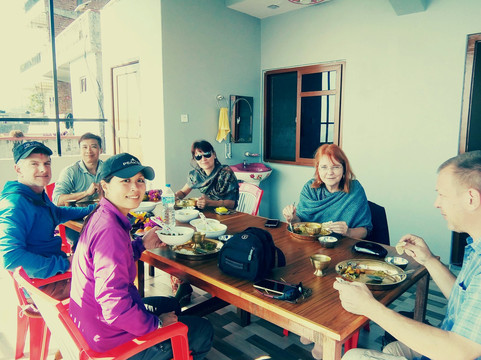 自然盛宴家庭旅馆主图