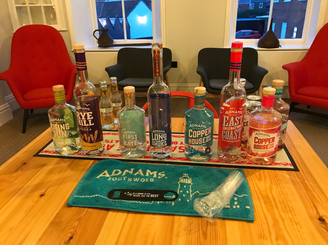 Adnams 'Make Your Own Gin' Experience - Bury St Edmunds景点图片
